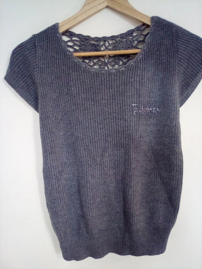 9-10 yr old 140cm grey knitted top